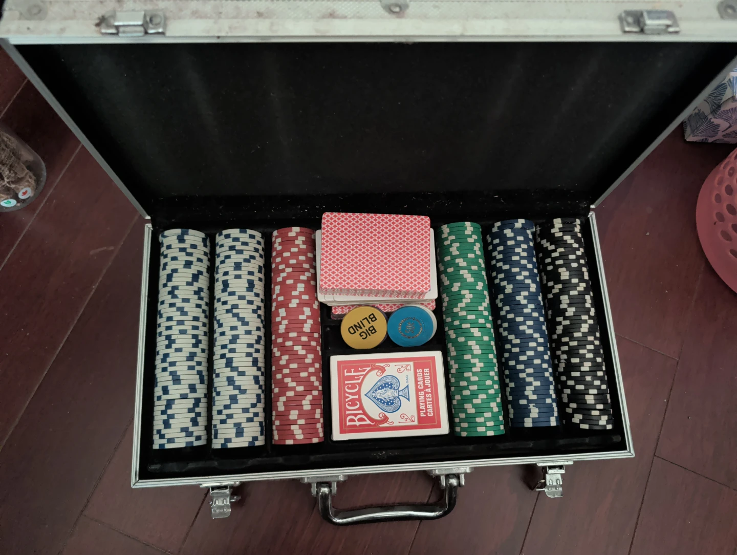 Poker Chip Set in Aluminum Case