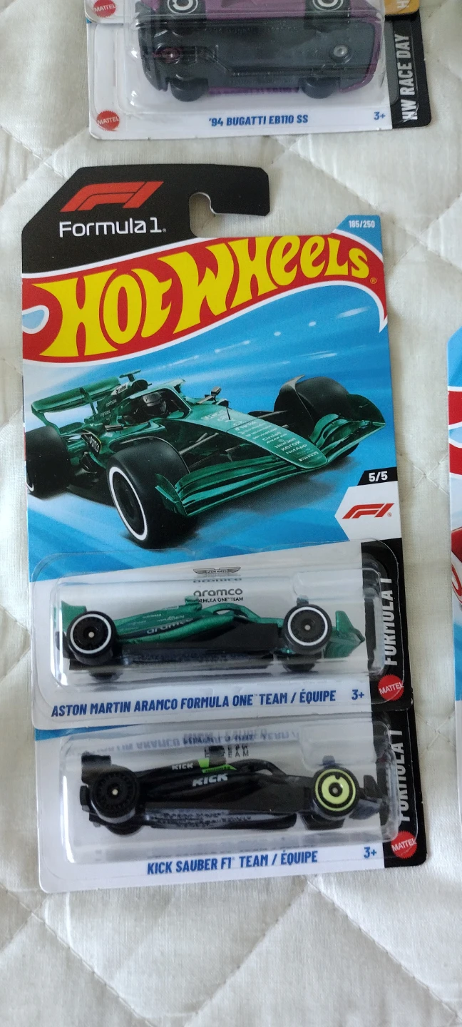 Assorted Hot Wheels Diecast Cars - Collection of 15 - photo 4