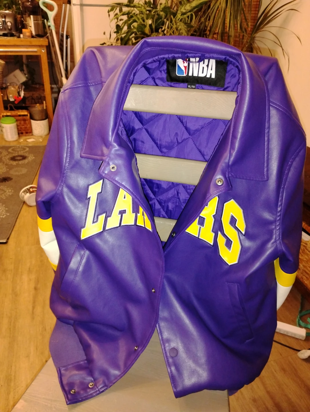 NBA Los Angeles Lakers Faux Leather Jacket - photo 2