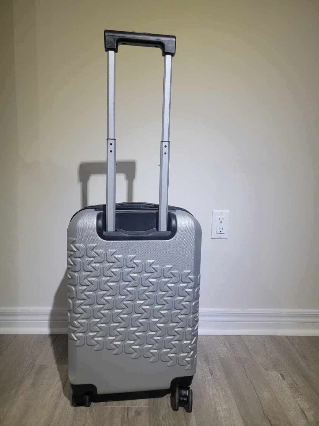 RBX Silver Hard Shell Carry-On Suitcase - photo 3