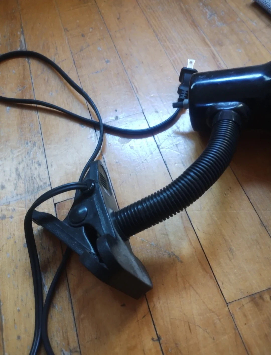 Black clamp lamp in excellent condition - photo 3