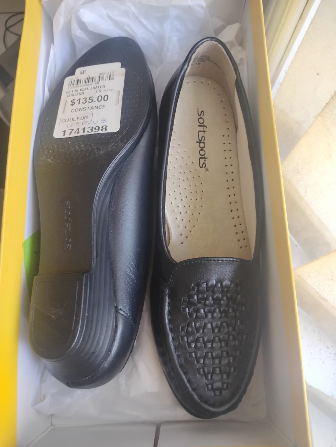 Softspots Constance Black Loafers Size 7.5