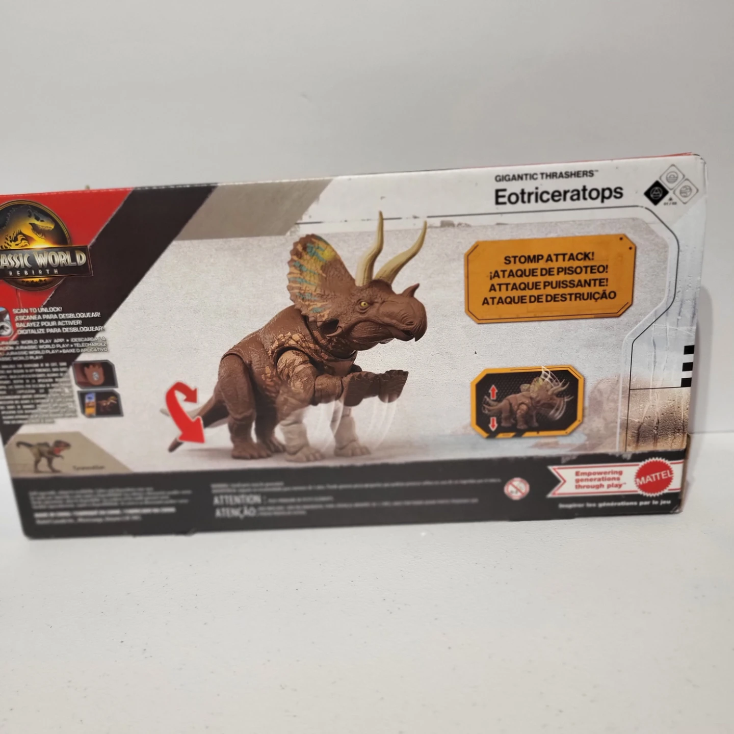Mattel Jurassic World Eotriceratops Gigantic Thrashers - photo 2