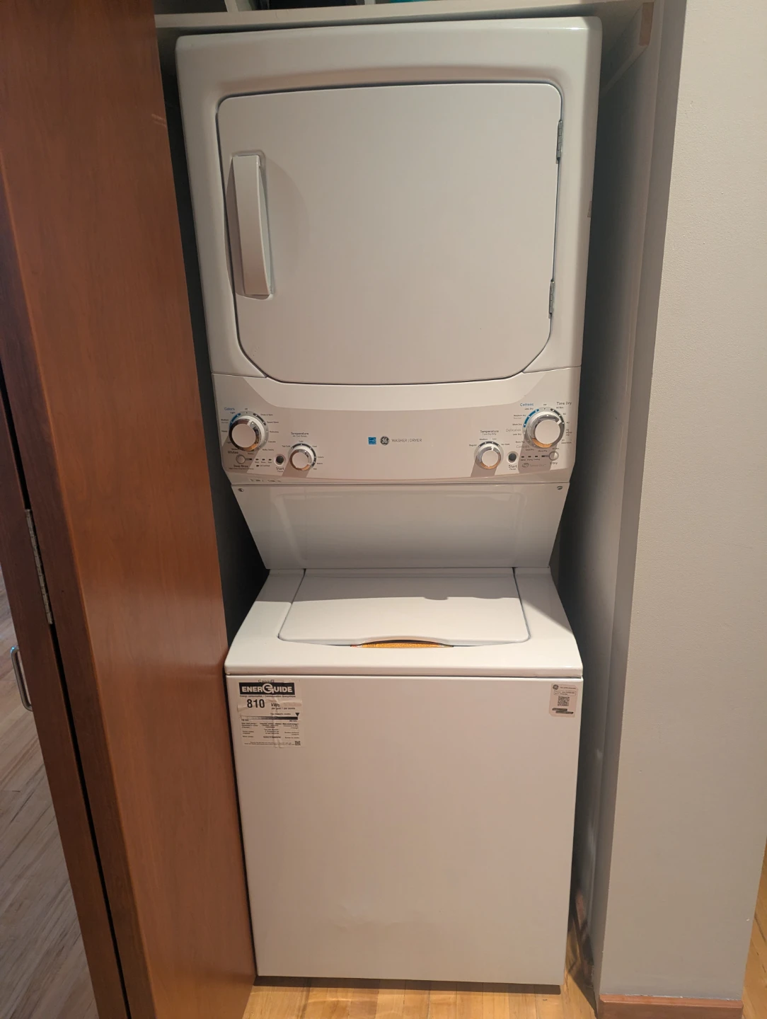 GE Stacked Washer and Dryer GUD27EEMN0WW