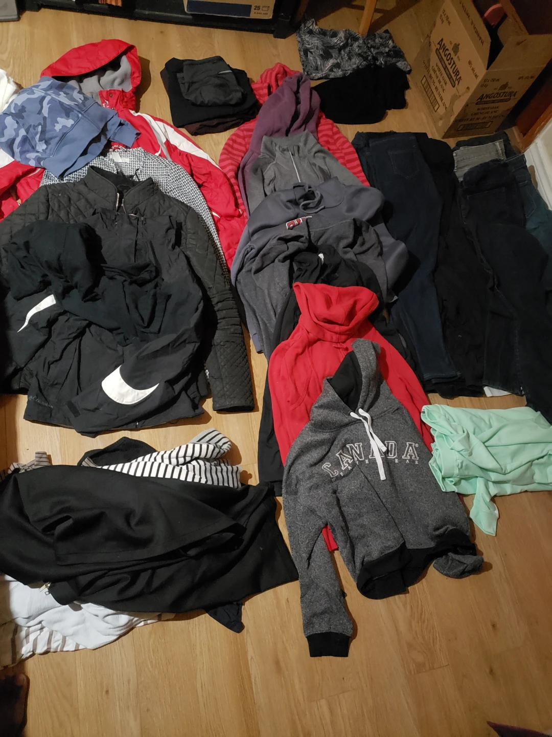 Women's Clothing - photo 3
