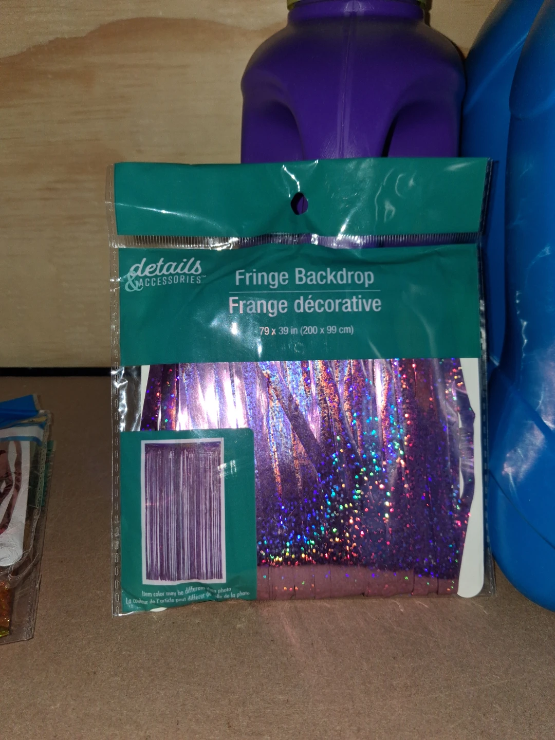 Details & Accessories Fringe Backdrop
