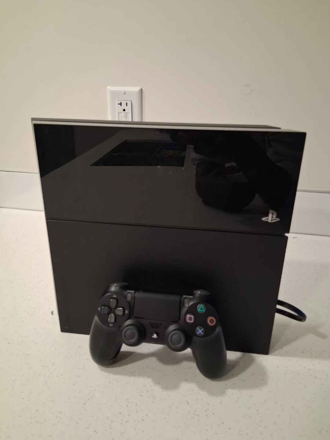 PlayStation 4 Console with Controller