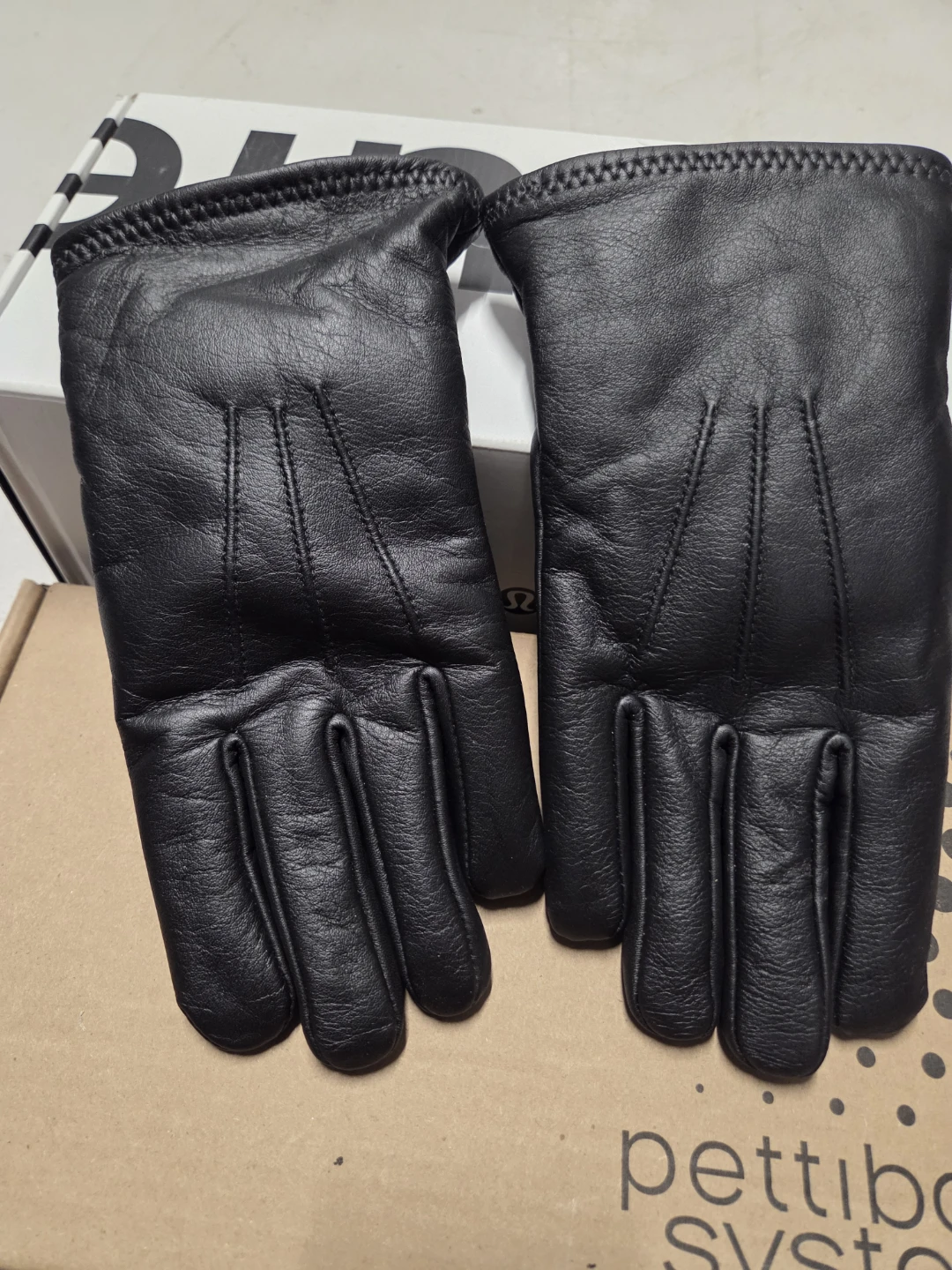 Logistik Leather Gloves Size 9 - photo 2