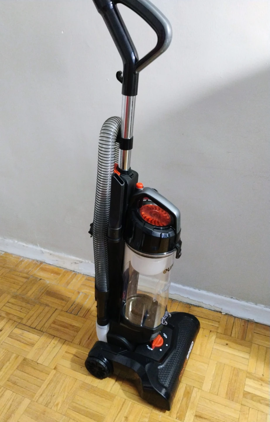 Eureka PowerSpeed Bagless Upright Vacuum Model: NEU180 - photo 3