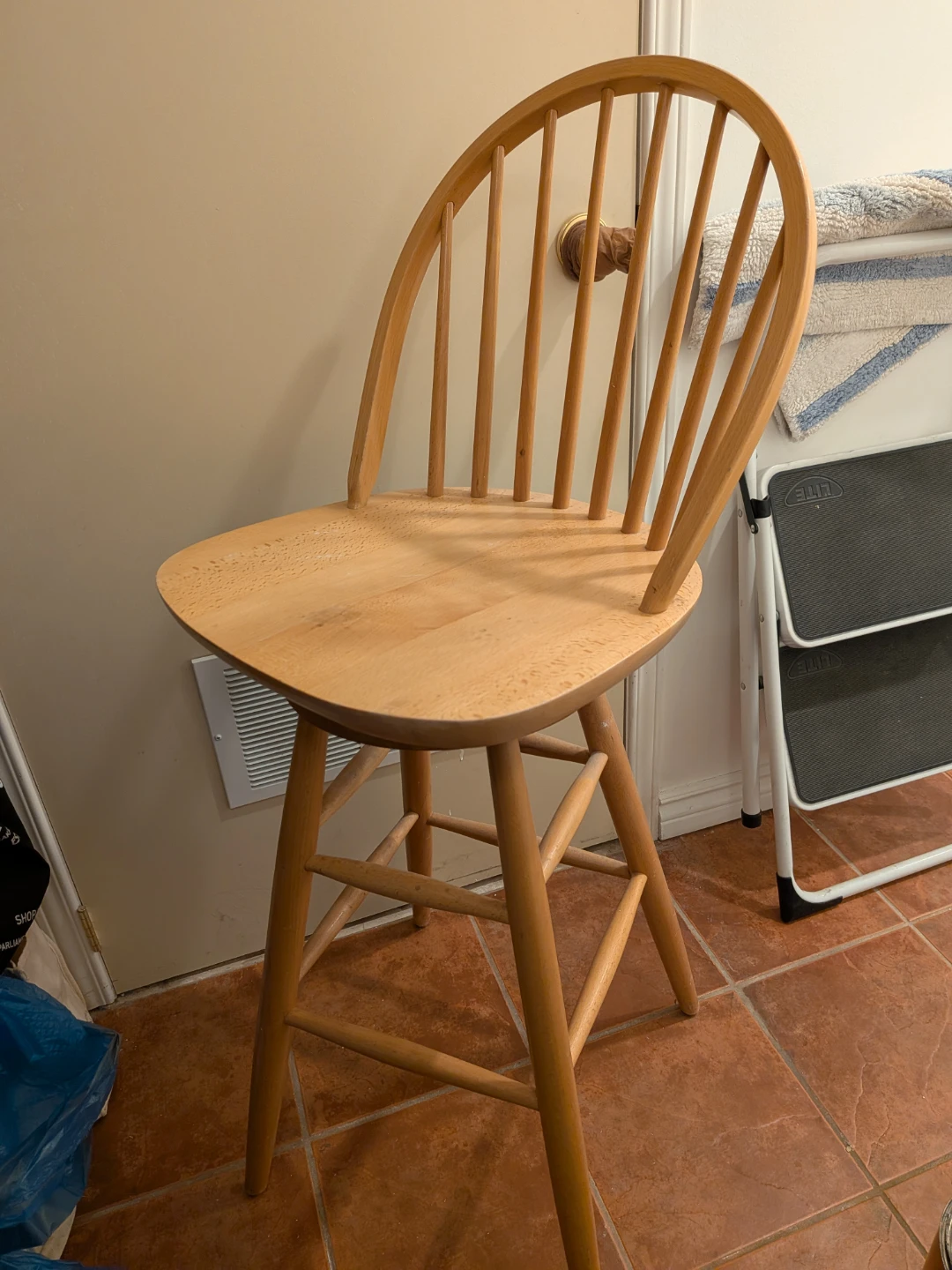 Wooden Swivel Bar Stool