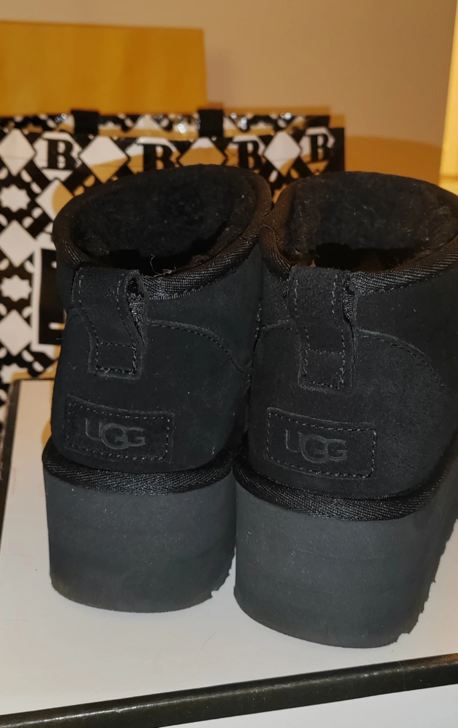 UGG Black platform - photo 2