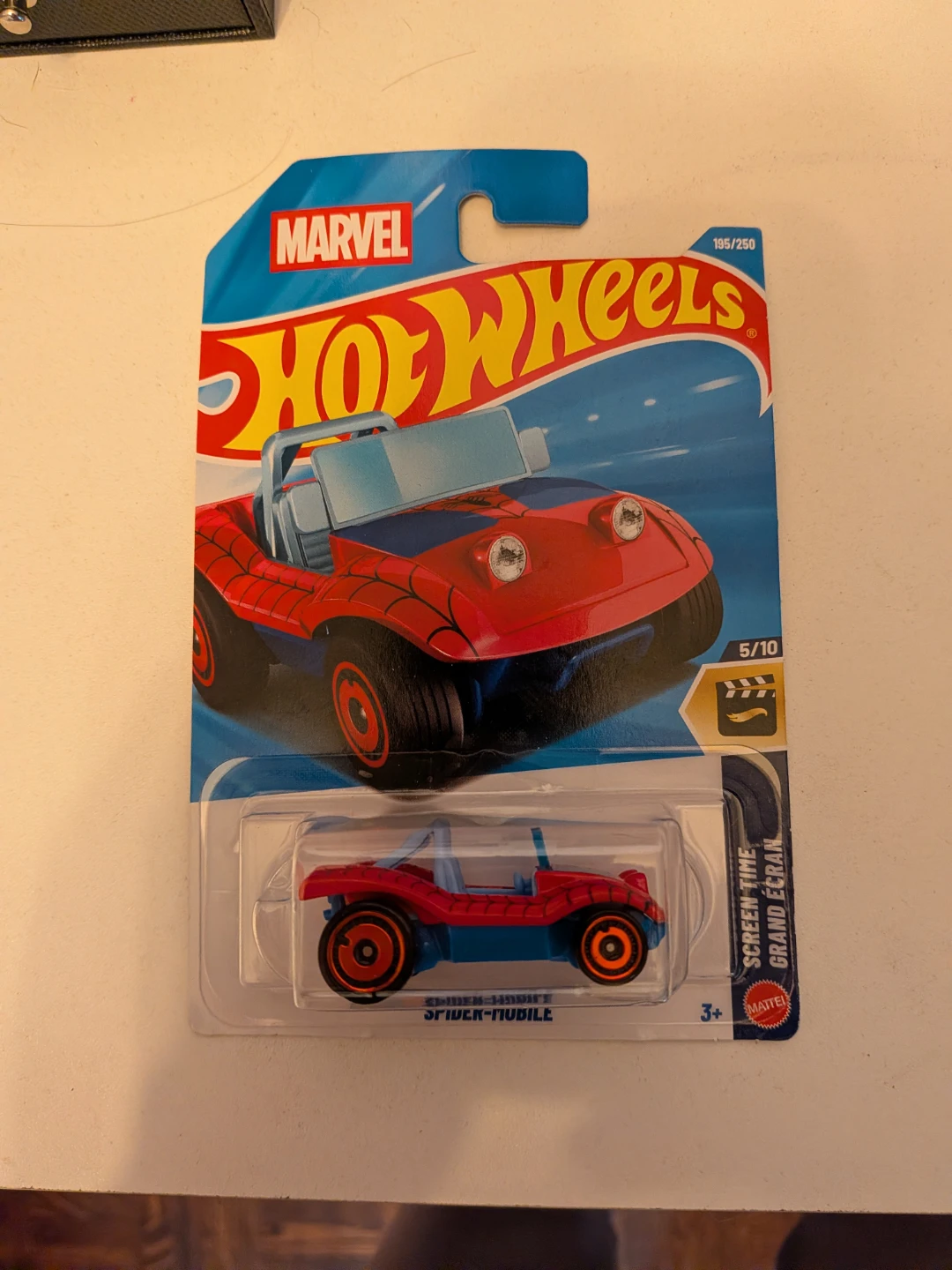 Hot Wheels Marvel Spider-Mobile - photo 4