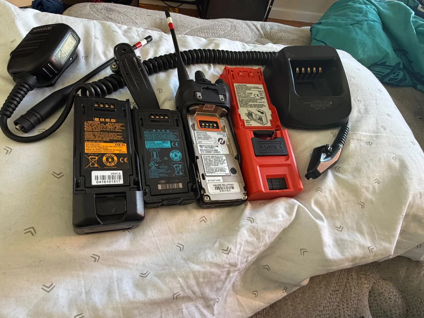 Kenwood VP6330 Digital Two-Way Radio Set - photo 5