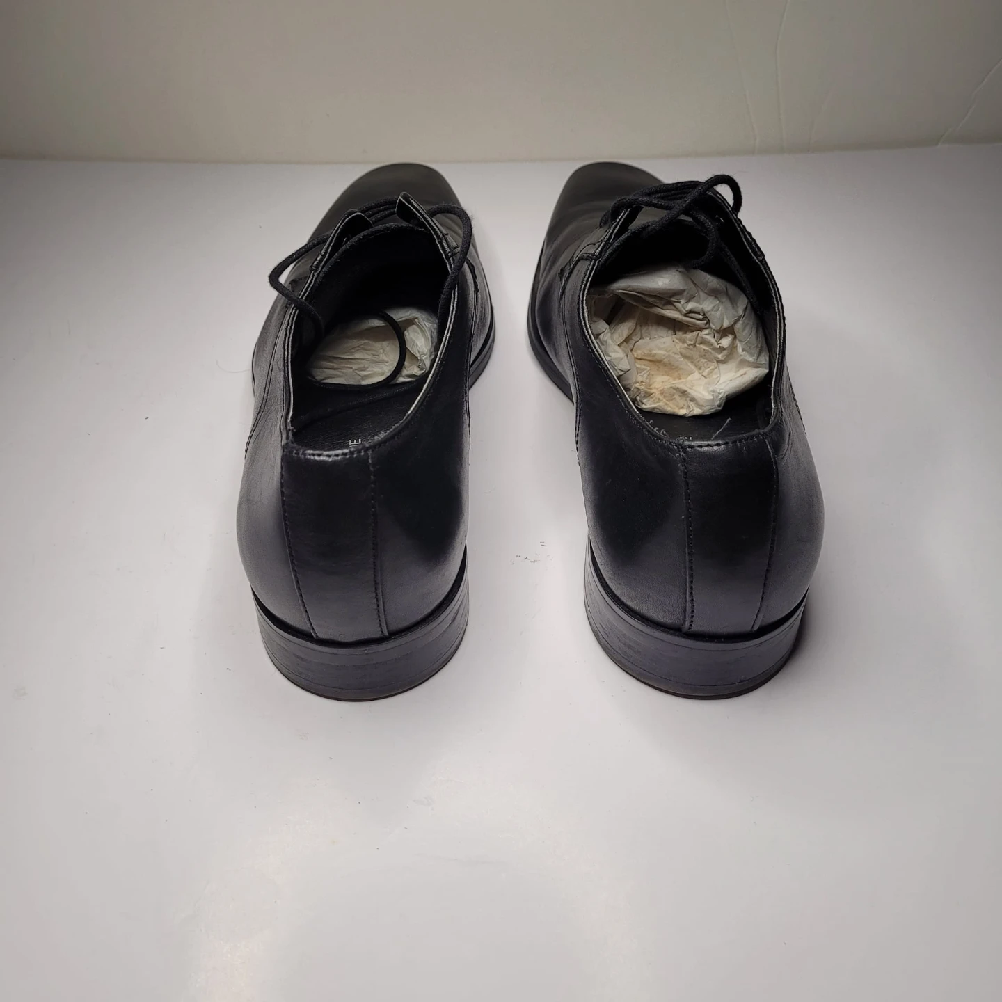 Saks Fifth Avenue Men's Dress Shoes Size 9 - photo 3