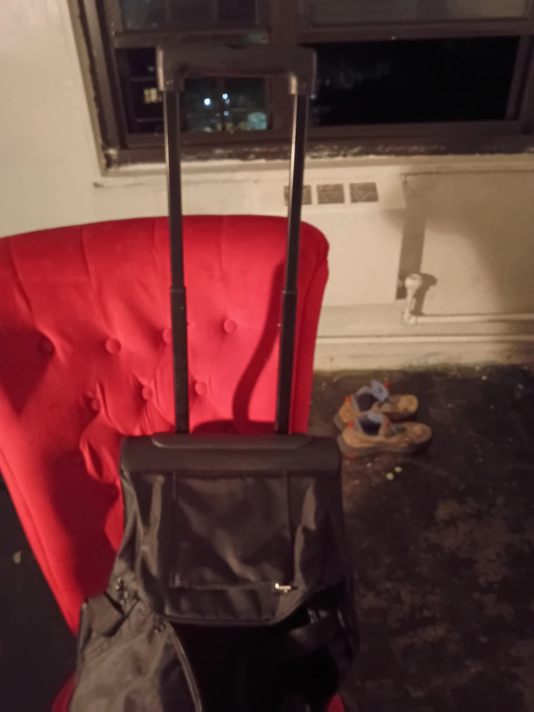 Empire Beauty Schools rolling duffel bag - photo 3
