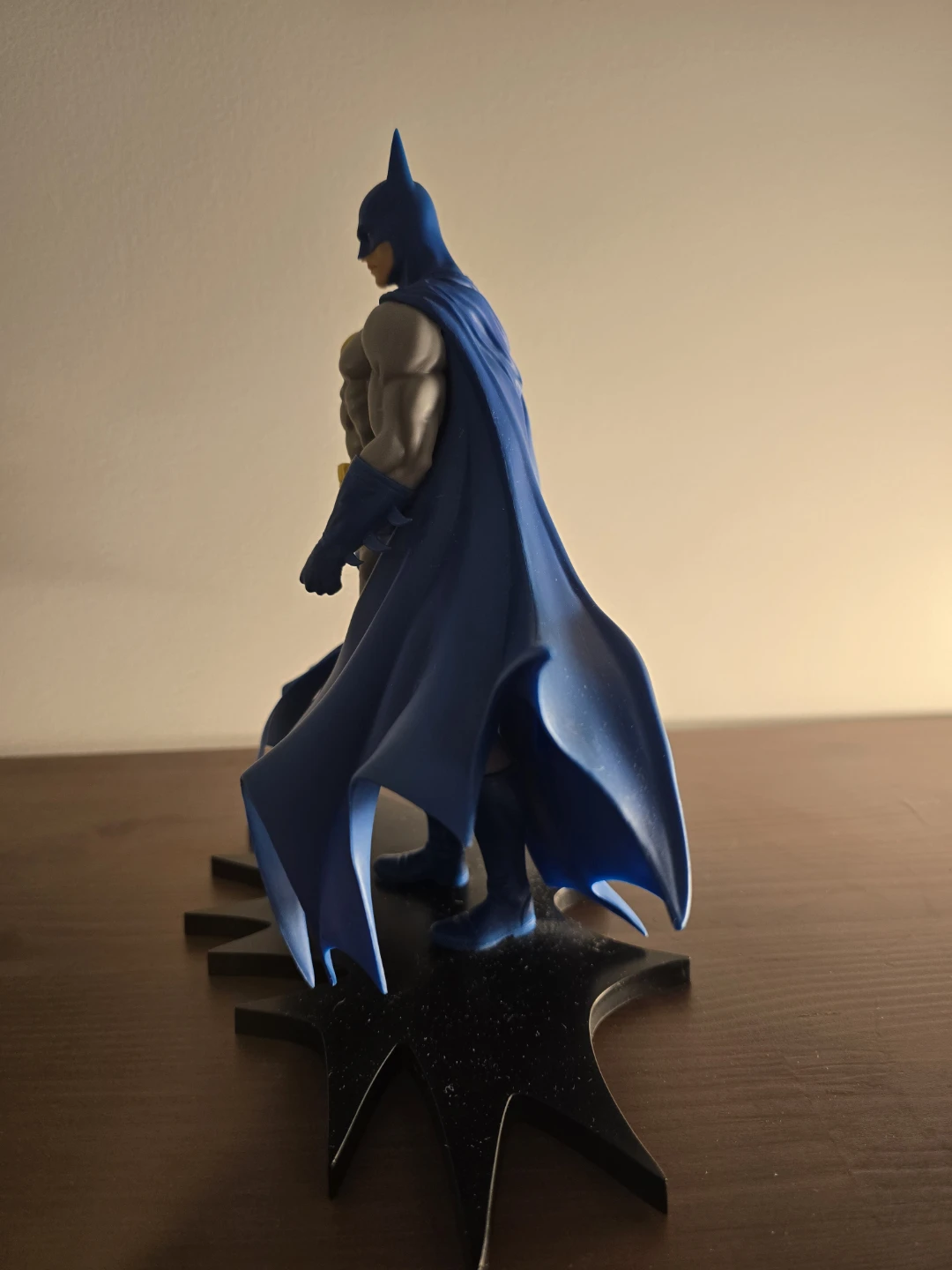 Batman Statue Figure - photo 4