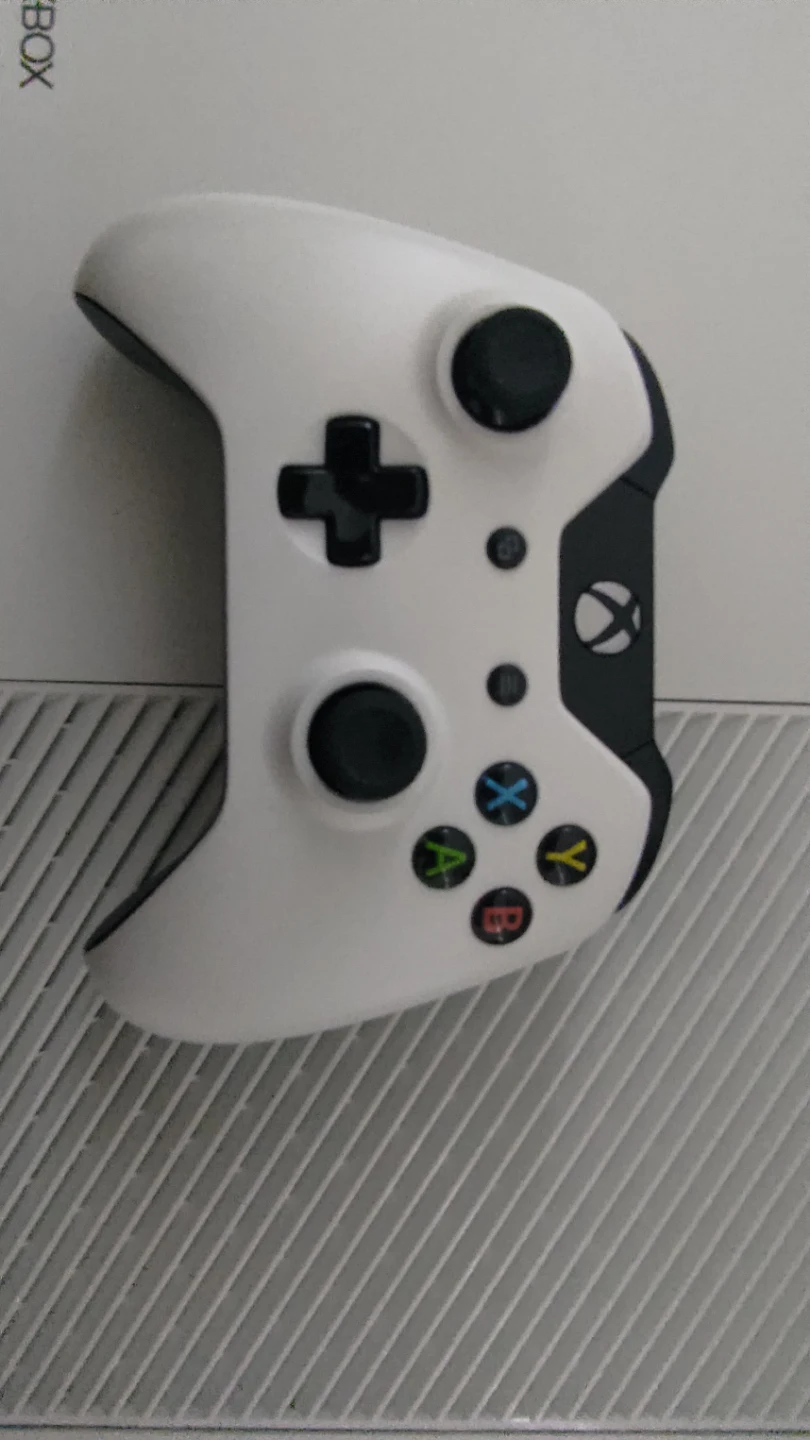 Xbox One white Console Bundle - photo 3