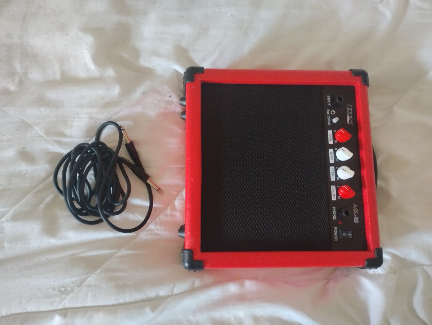 Lux Pro AGL-20 Guitar Amplifier