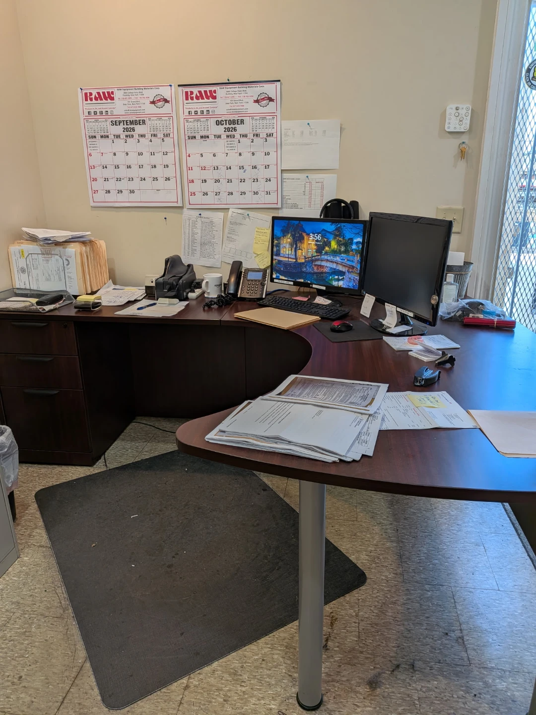 Various desks and L-Shaped Desks with File Cabinet - photo 2