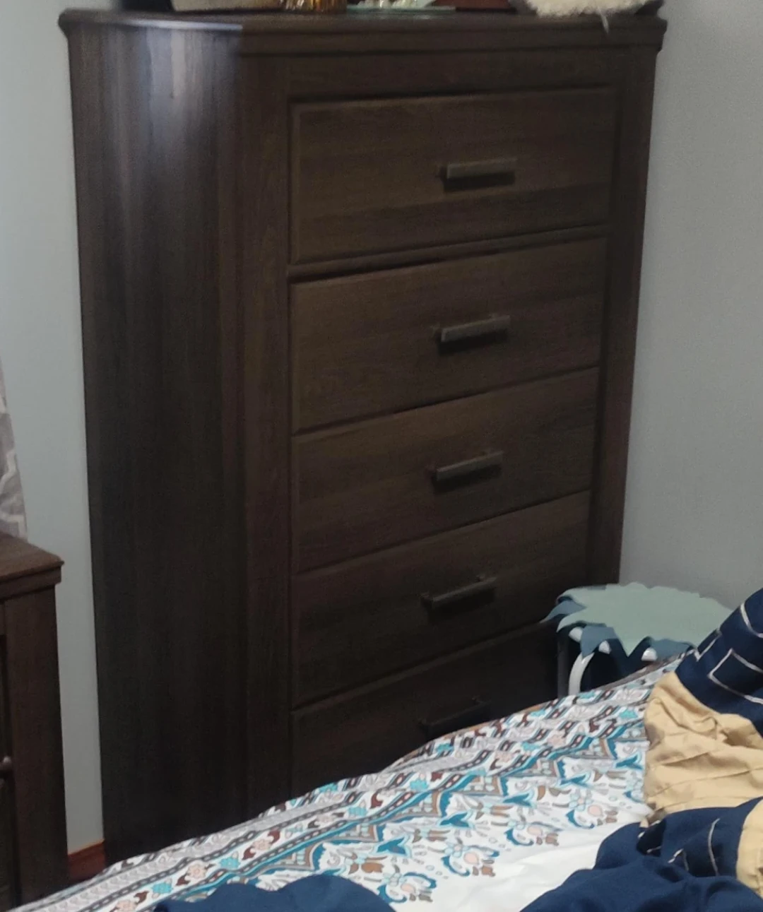 Dark Brown 5-Drawer Bedroom Dresser
