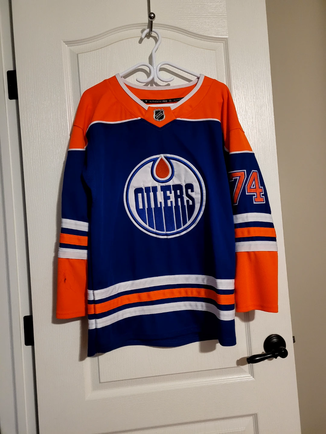 Edmonton Oilers Skinner Jersey