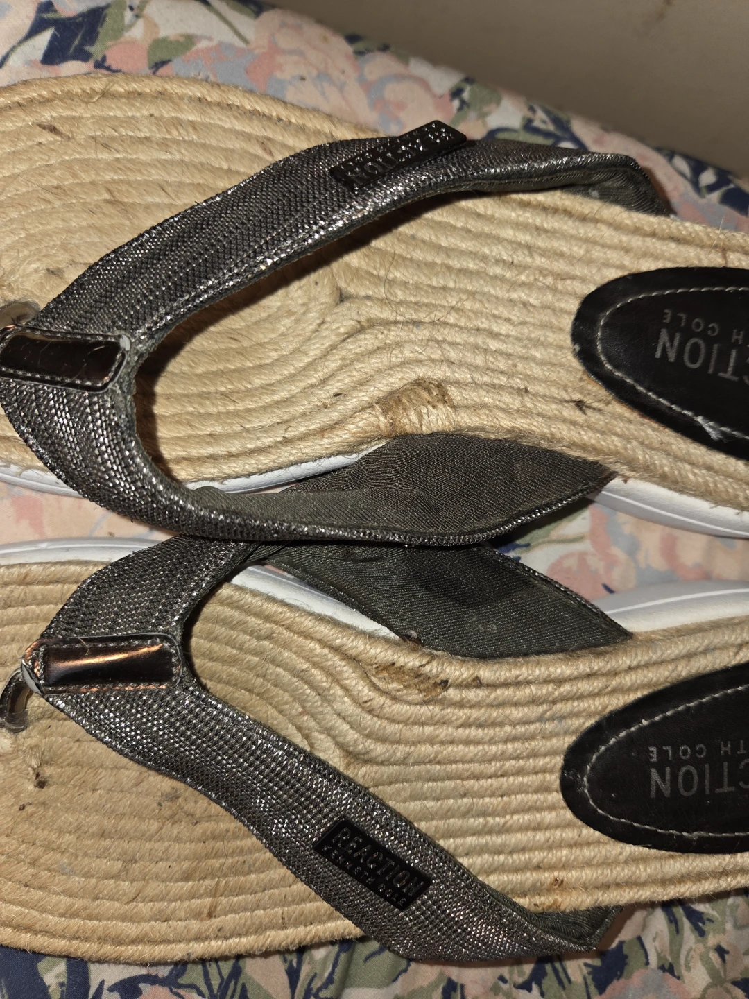 Reaction By Kenneth Cole Copper Sparkle Sandal in a Ladies 7.5 - photo 3
