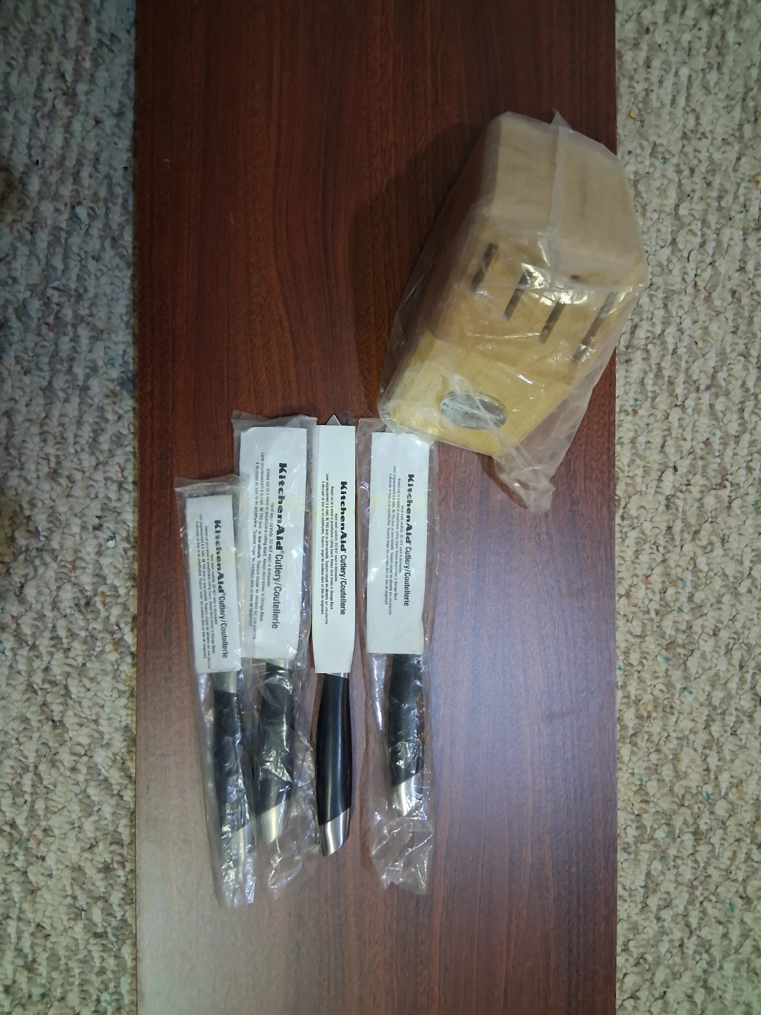 Mint condition knife set - photo 2