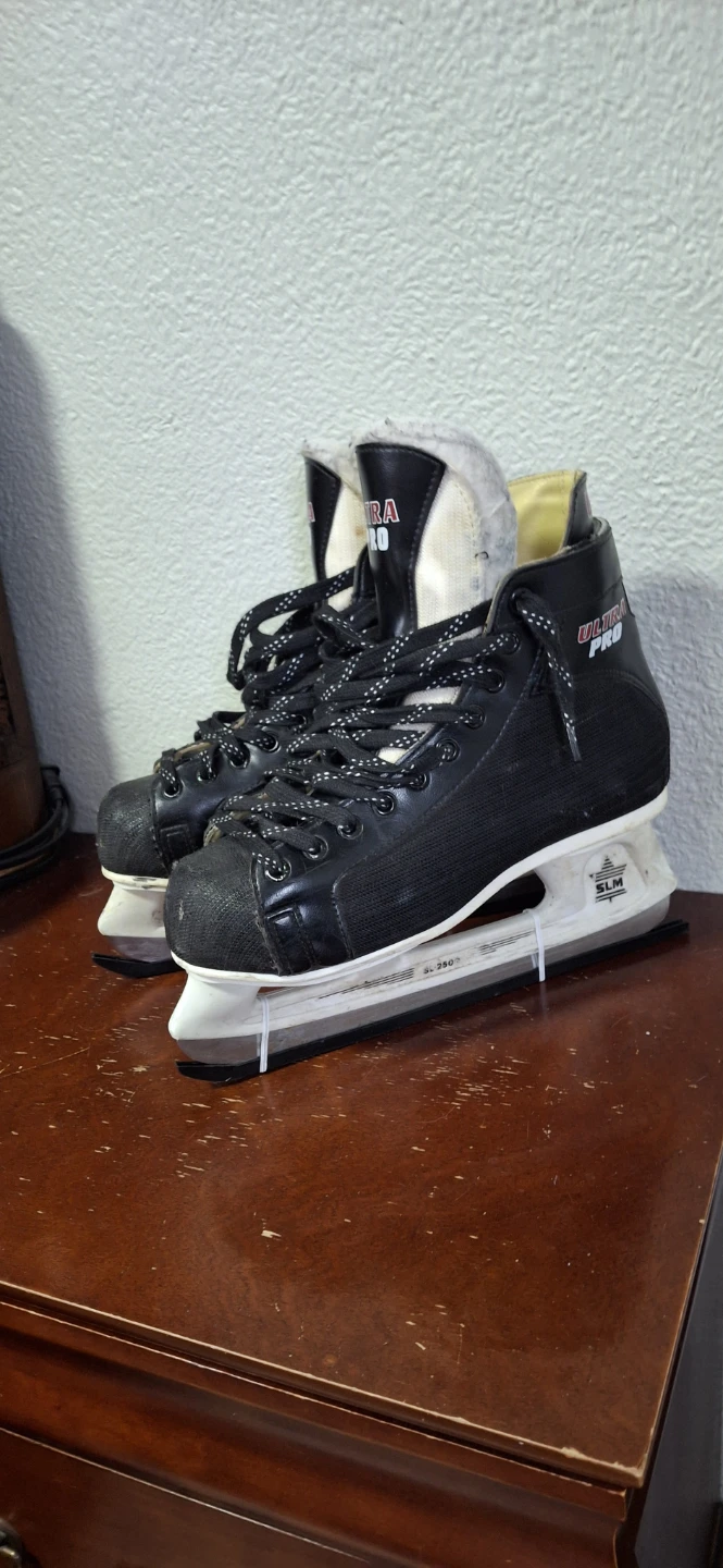 Mens size 8 skates - SLM Ultra Pro Ice Skates - photo 3