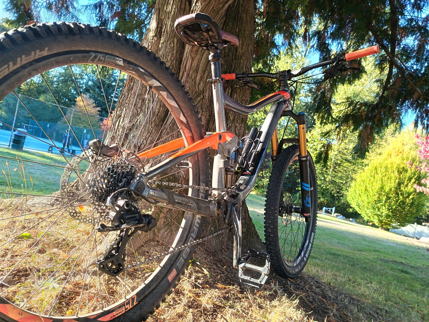 Custom Giant Trance 3 mountain bike size medium 27.5 wheels OBO - photo 3
