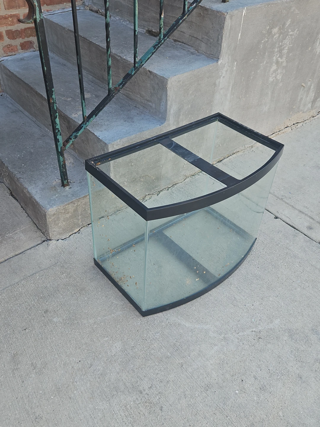 Bow front aquarium tank with matching black stand - photo 4