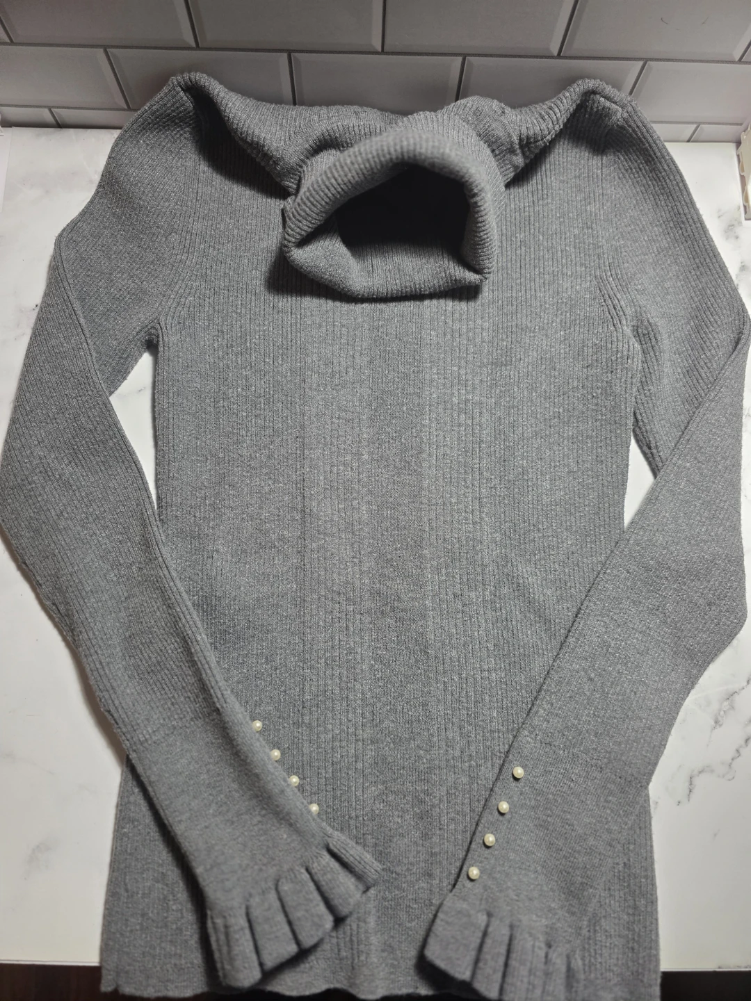 White House Black Market Gray Turtleneck Sweater XS