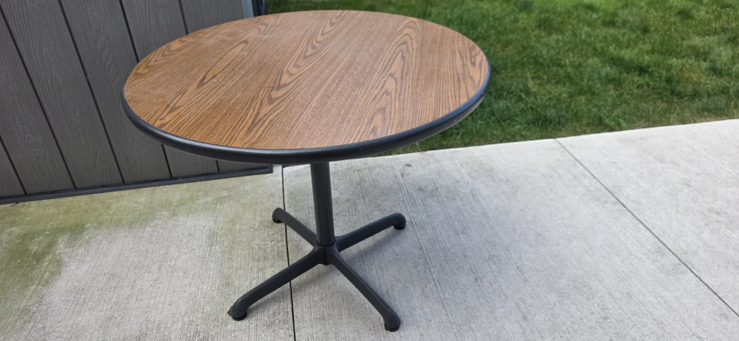 Round Wood-Look Cafe Table