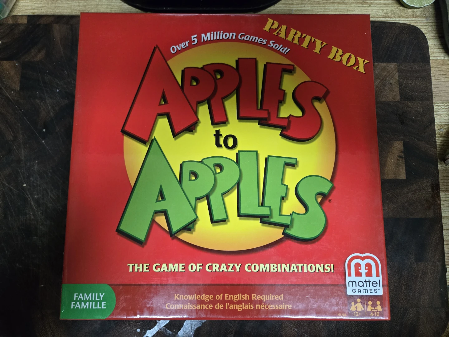 Apples to Apples Party Box
