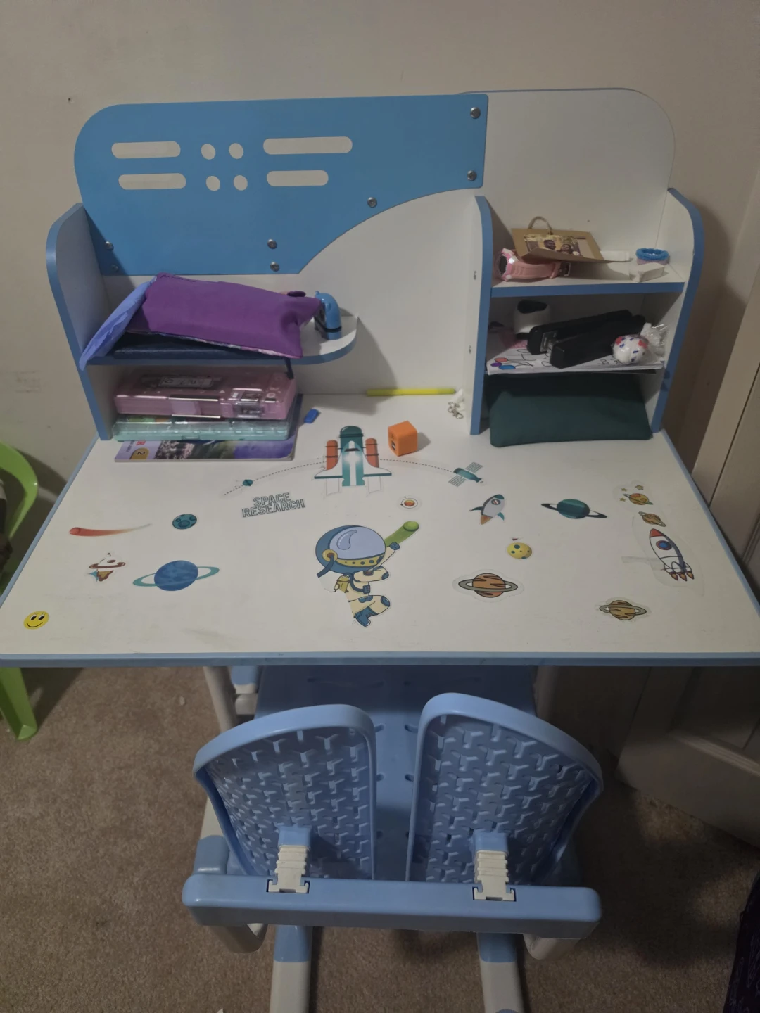 Kids Space Theme Study Desk and Chair