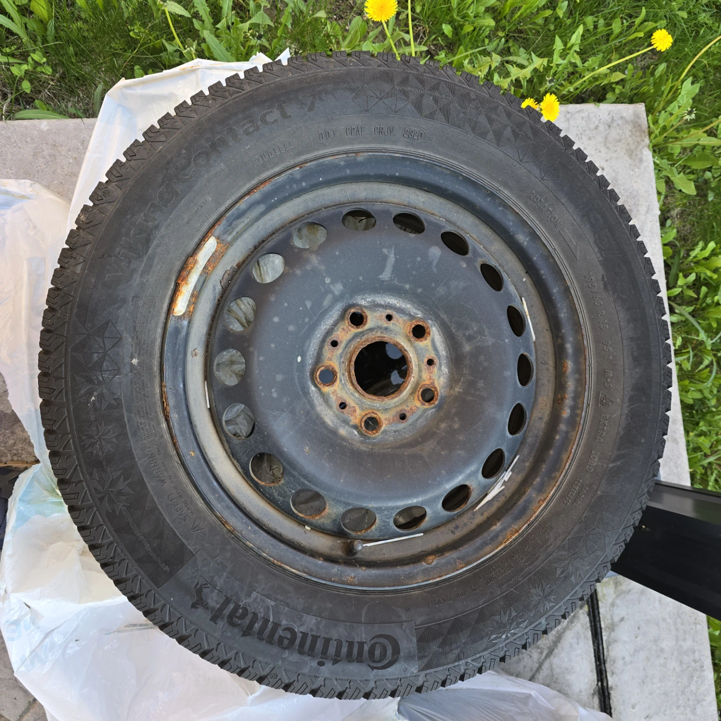 4 Continental VikingContact 7 Winter Tires with Steel Rims - photo 5