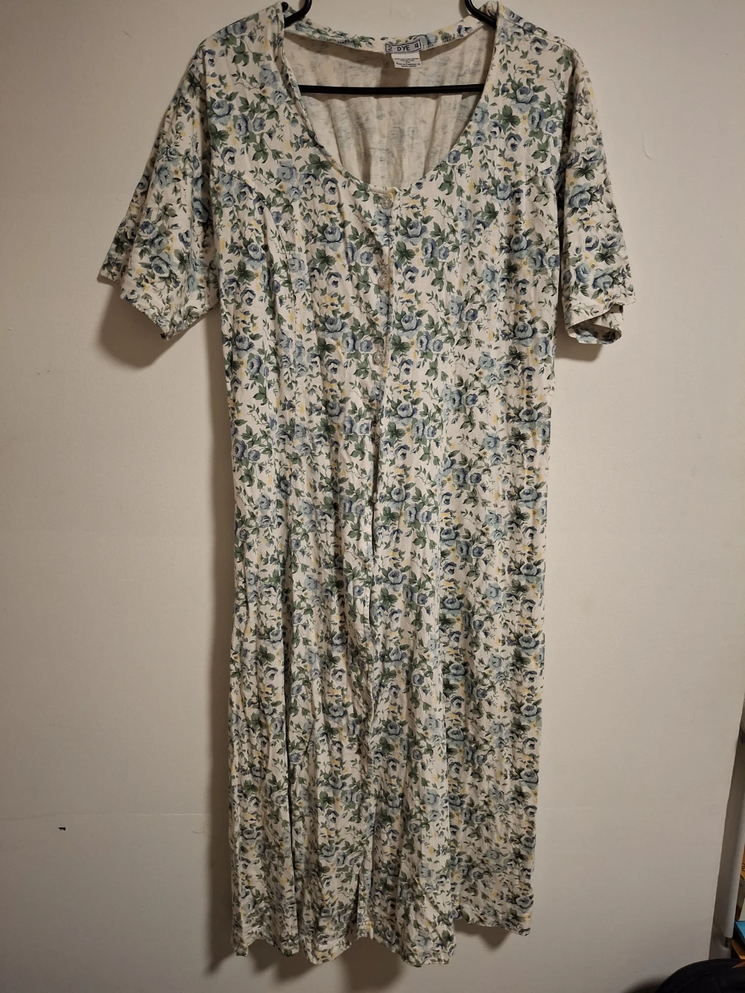 Selection of women's dresses - photo 5