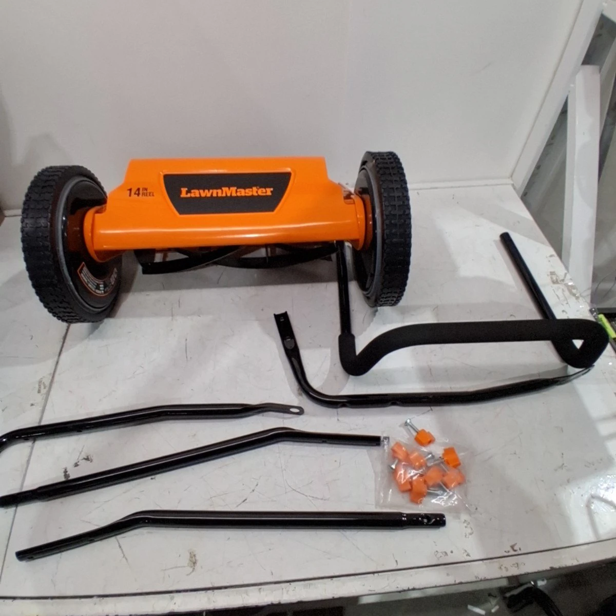 LawnMaster Push Reel Lawn Mower 14-Inch - photo 3