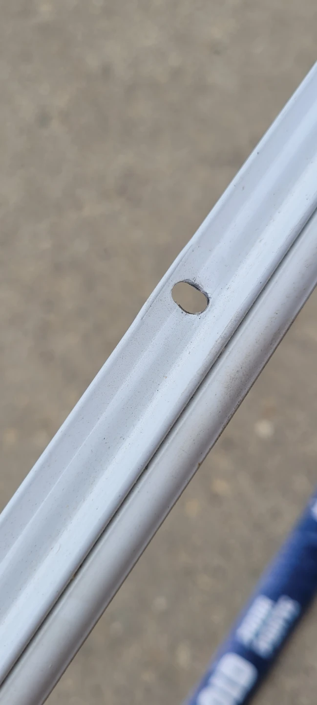 Climaloc Aluminum and Vinyl Door Weatherstrip - photo 3