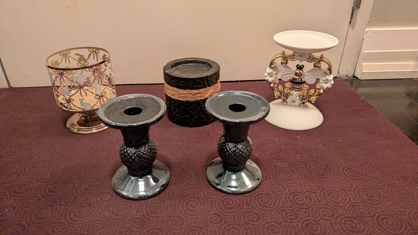 Candle Holder, Bath & Body Works Elegant Queen Bee Flower Gold