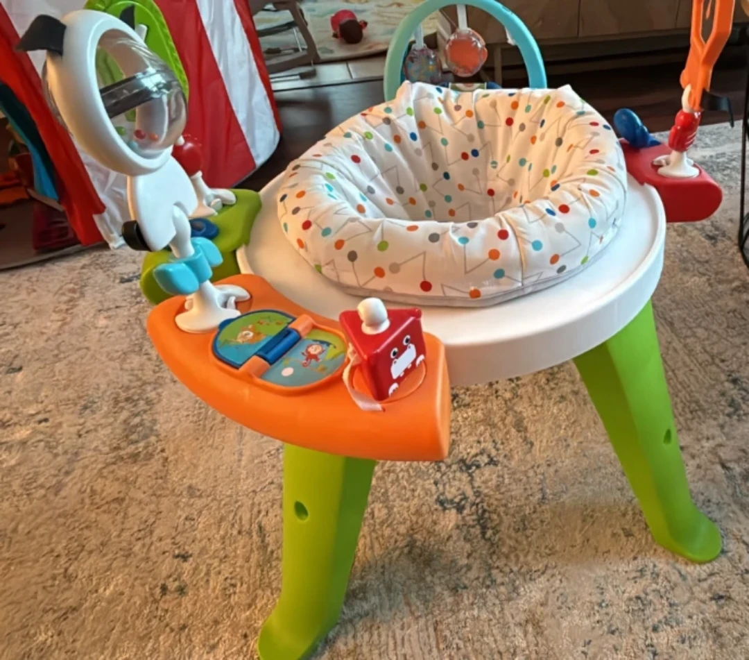 Fisher Price - Baby Standing Activity Center