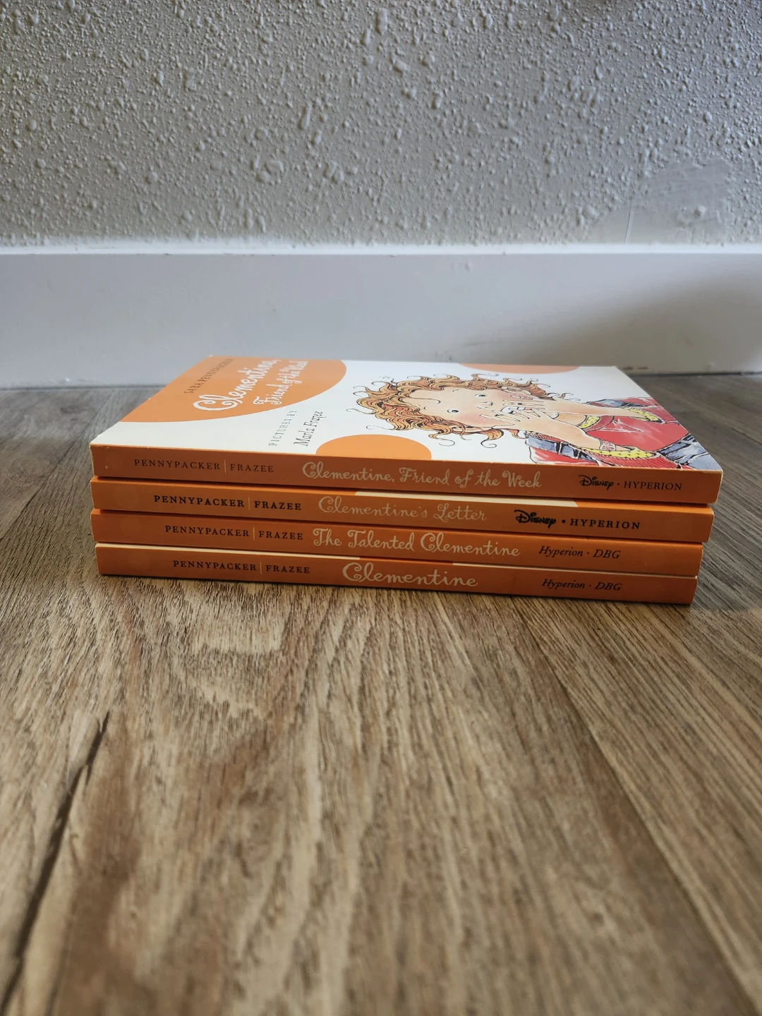 Set of 4 Clementine books by Sara Pennypacker - photo 2