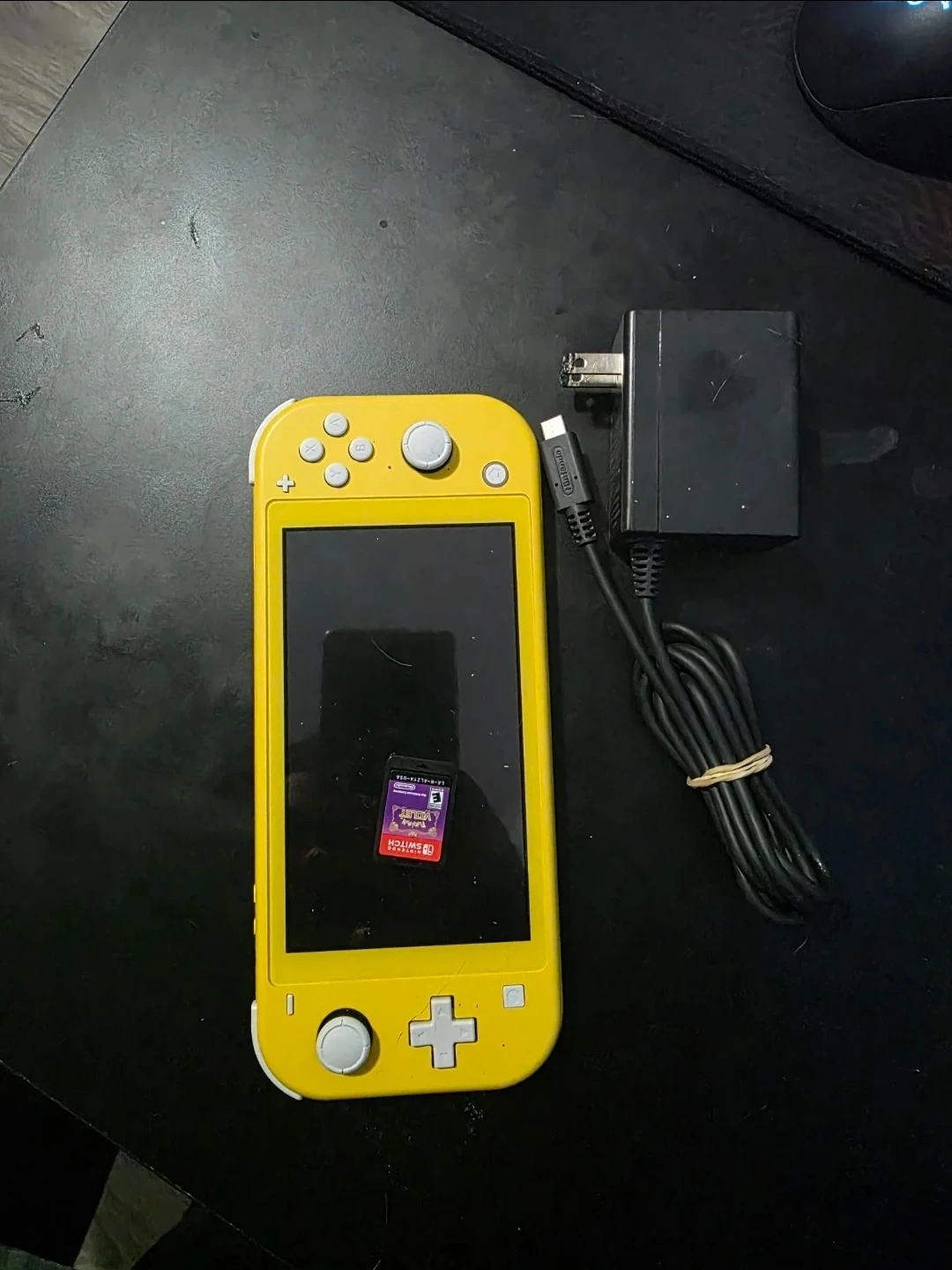 Nintendo Switch Lite Yellow with Pokemon Violet