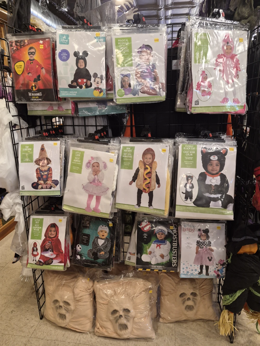 New Halloween Costumes $5 each and up great prices - photo 2