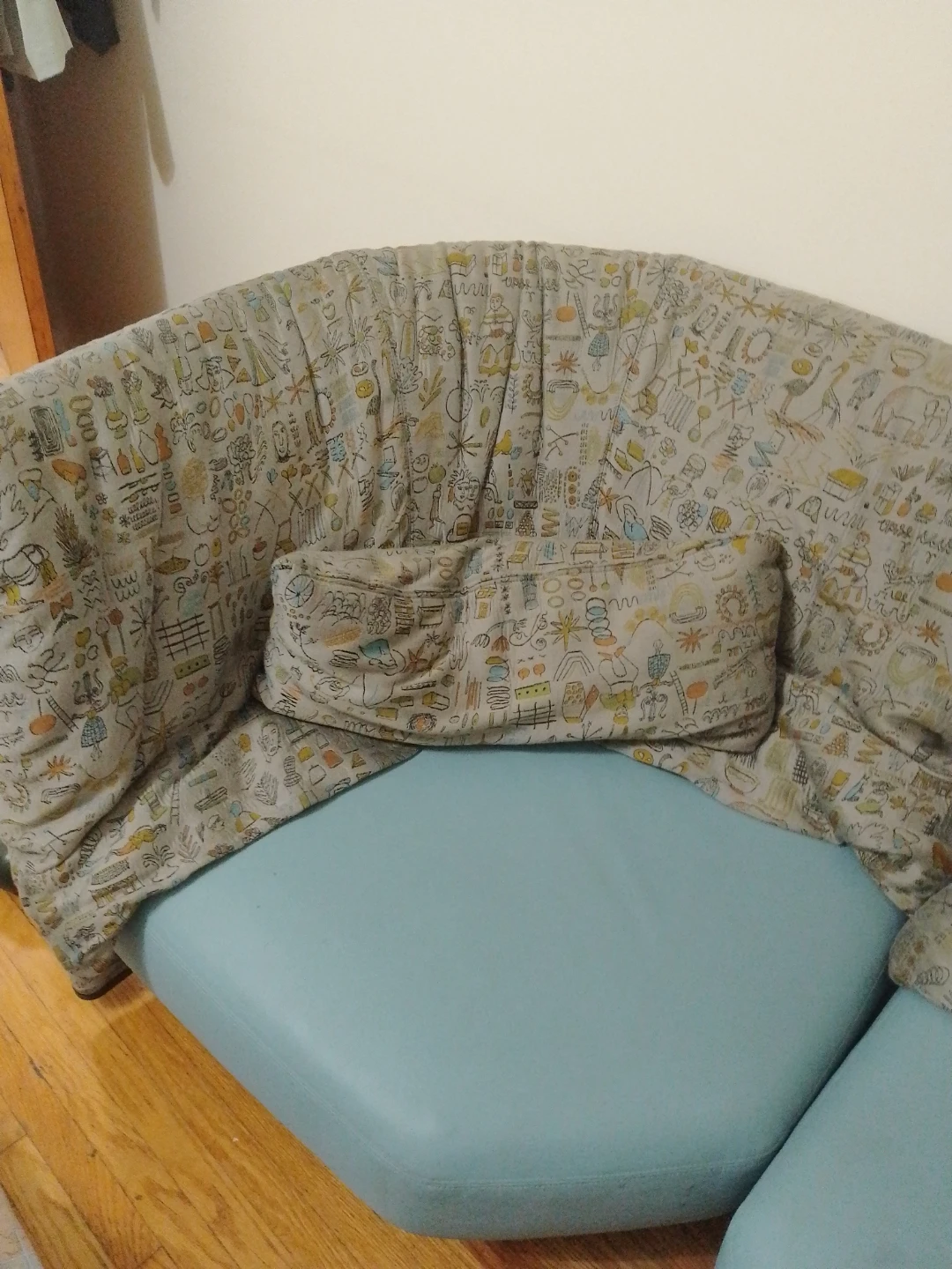 2-Piece Corner Sectional Sofa + Custom Patterned Throw Covers - photo 3