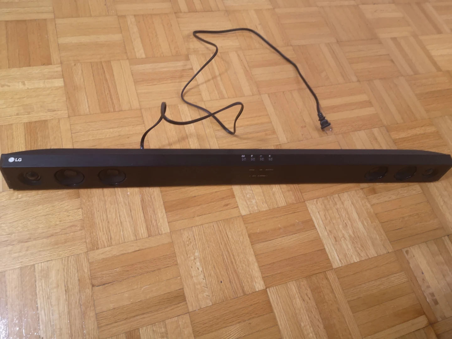 LG Sound Bar with Remote