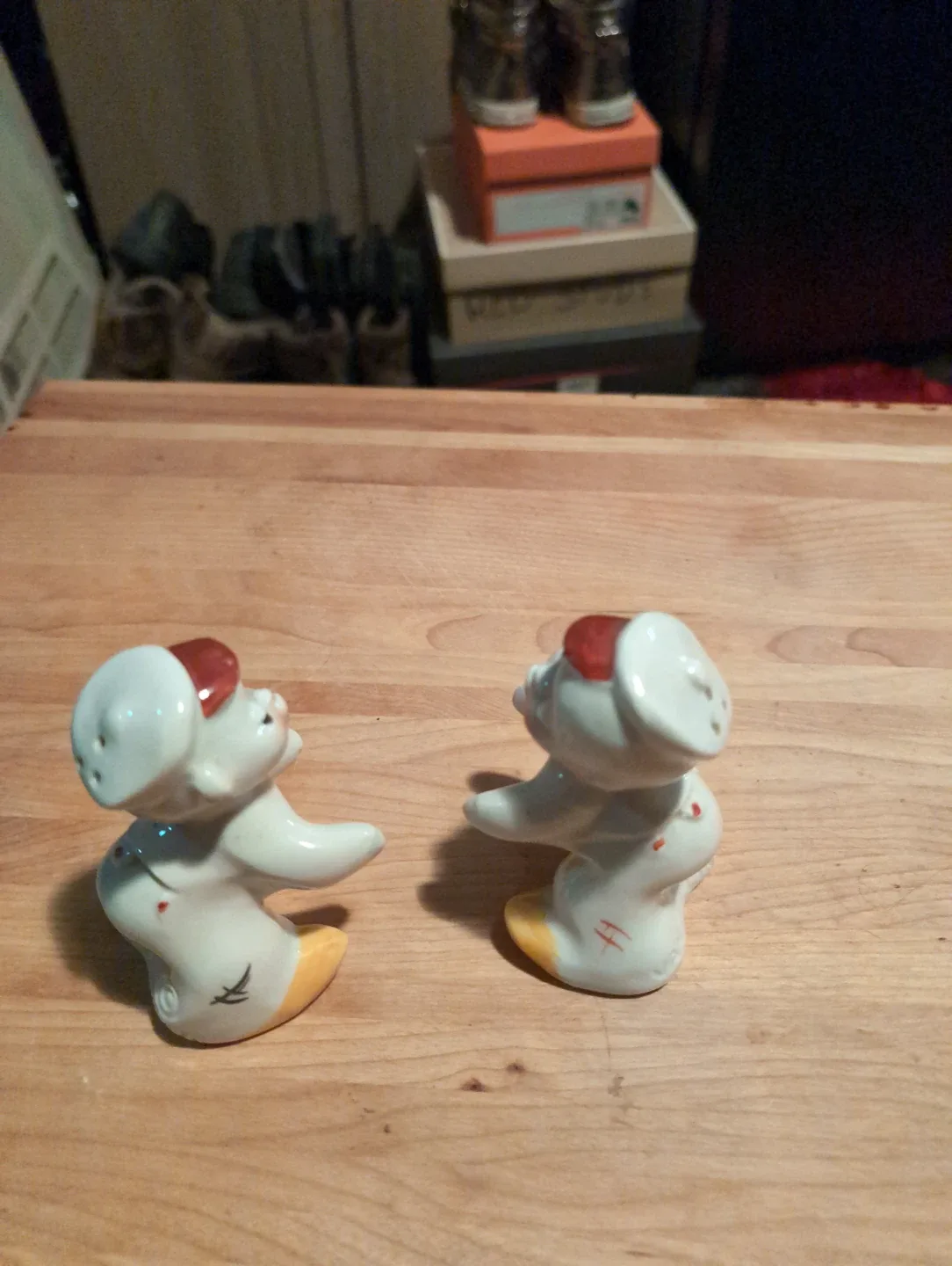 Vintage Ceramic Angel Salt and Pepper Shakers - photo 2