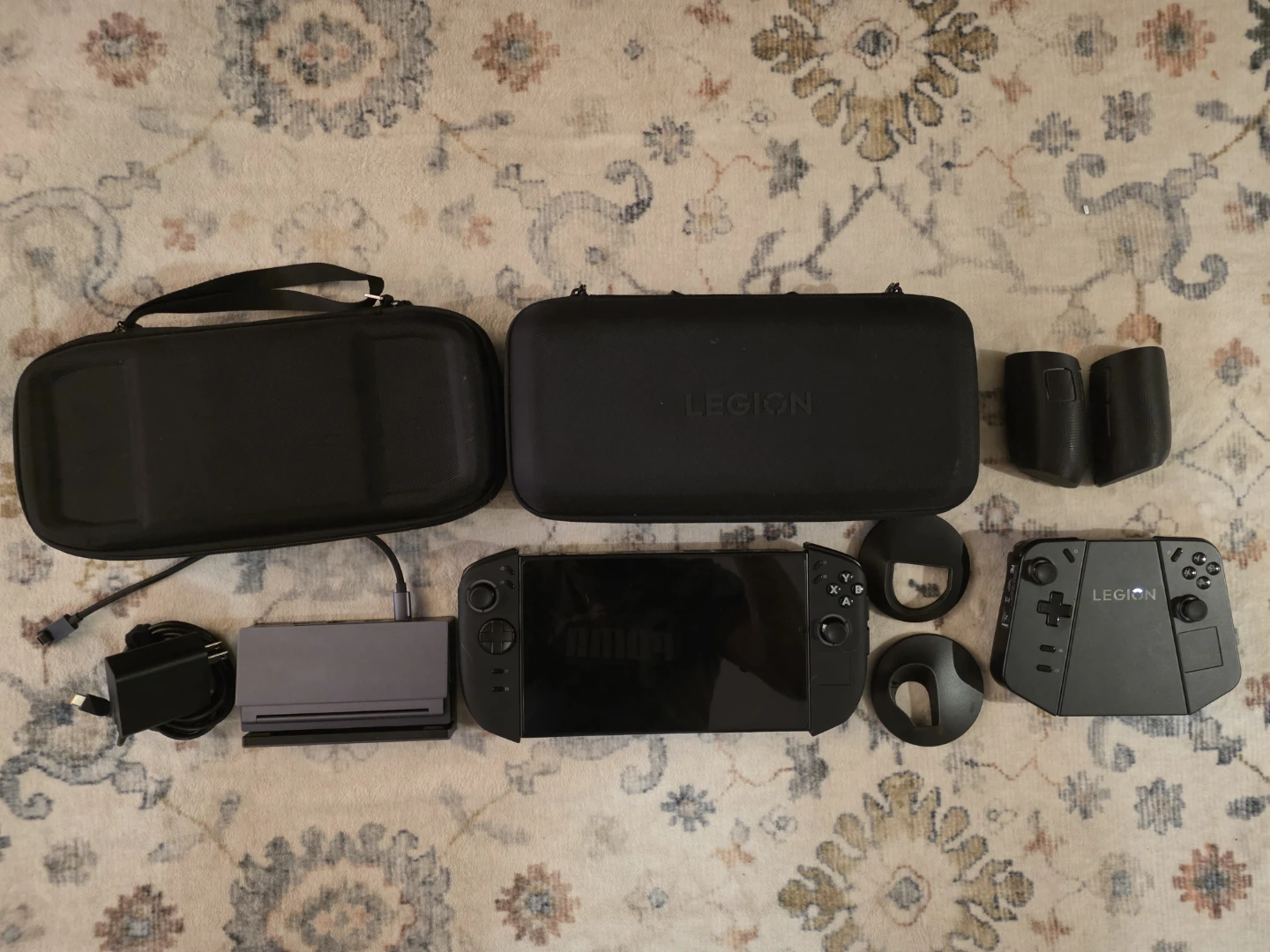 Lenovo Legion Go + upgrades/extras - photo 2
