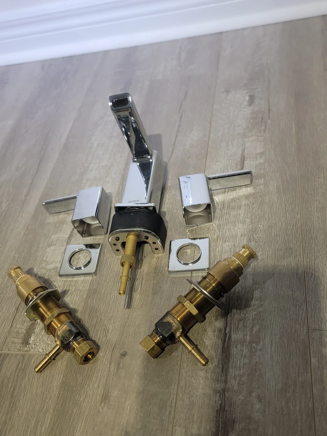Moen Widespread Bathroom Faucet - photo 3