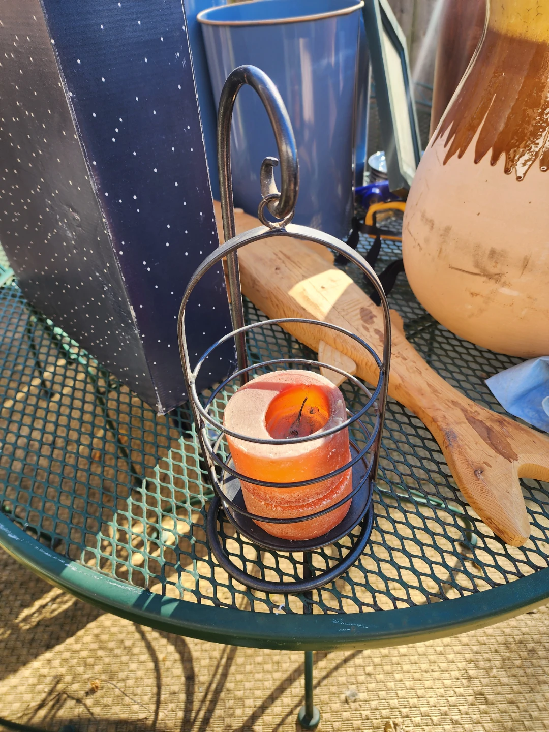 Metal Wire Candle Holder with Pillar Candle