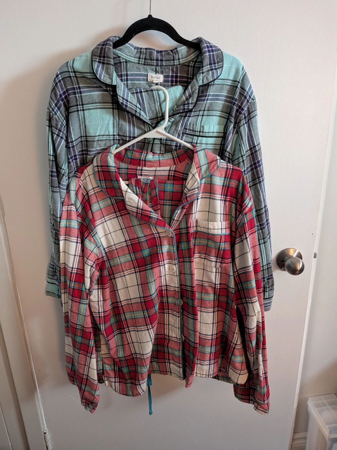 2 PC ladies pajama set.